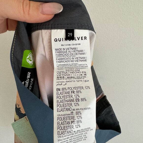 NWT Quiksilver Highline Scallop 19" Board Shorts Pastel Turquoise Size 29 Beach - Picture 8 of 8